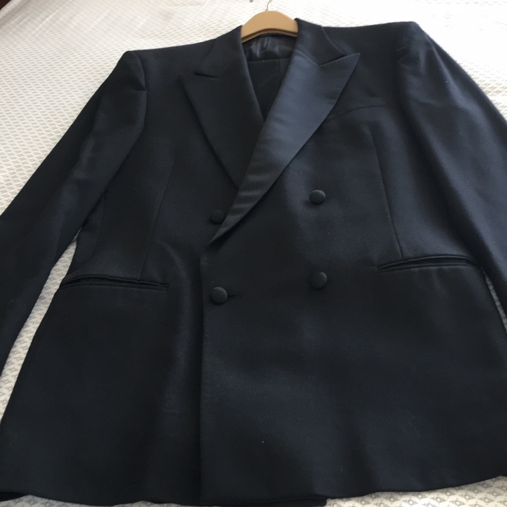 Tuxedo 🎩🕶